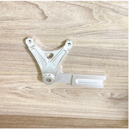 PÁT CNC - Pát Sau xe Winner Sonic 90 độ, quay lên quay xuống, gắn Heo Dầu 2piston đối xứng đi đĩa 240mm