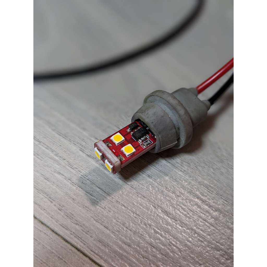 Đèn LED Canbus T10 6smd 3030 siêu sáng canbus error T10 demi,xi nhan, soi biển số, xe máy, trần ô tô