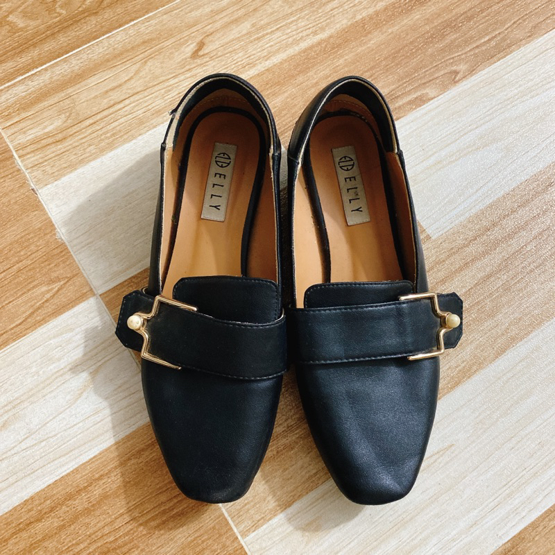 Thanh lí giày dép sục size 36 hiệu