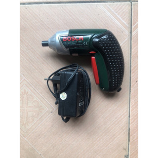 máy vặn vít tốc chạy chậm( máy - pin thay mới-sạc 220v)tặng kèm pin xê cua