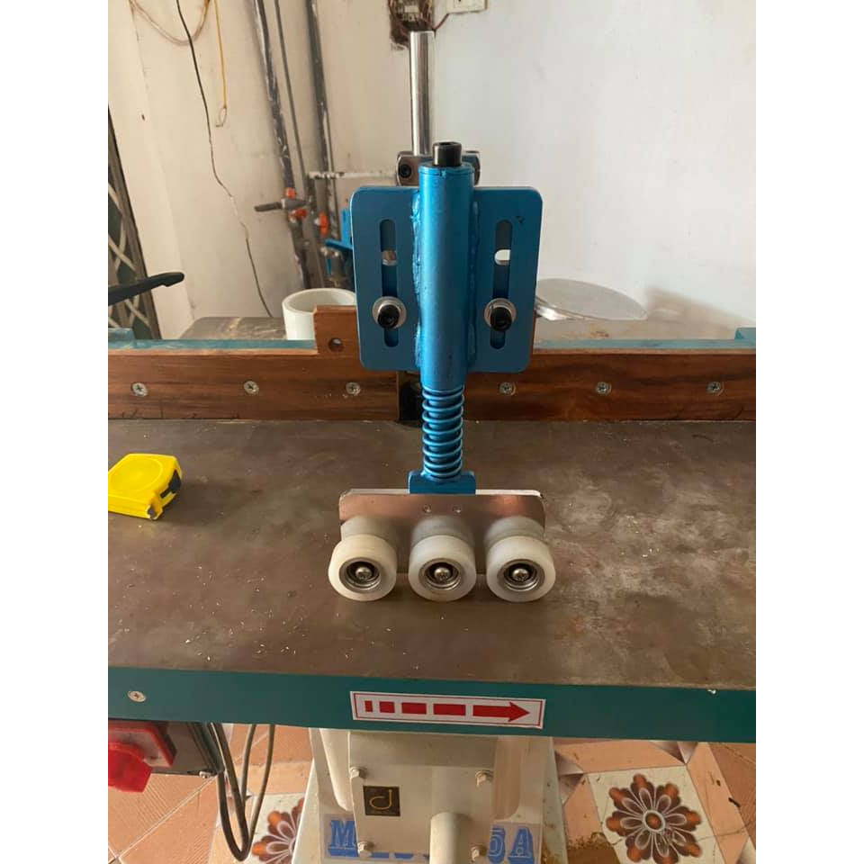 Bộ cữ tỳ phôi 3 con lăn