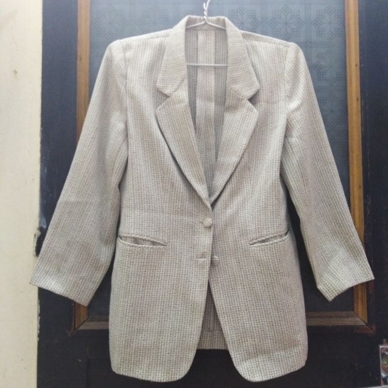 Combo Áo vest & Chân váy Mango thanh lý