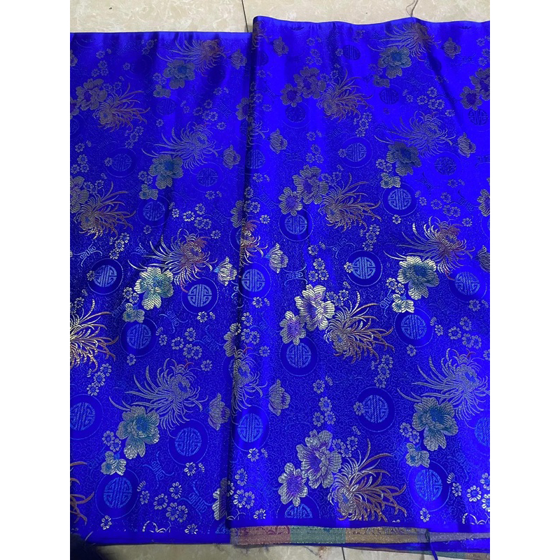 Áo Chầu -Gấm trơn - đẹp nhẹ nhàng -tinh tế- đủ mẫu mã