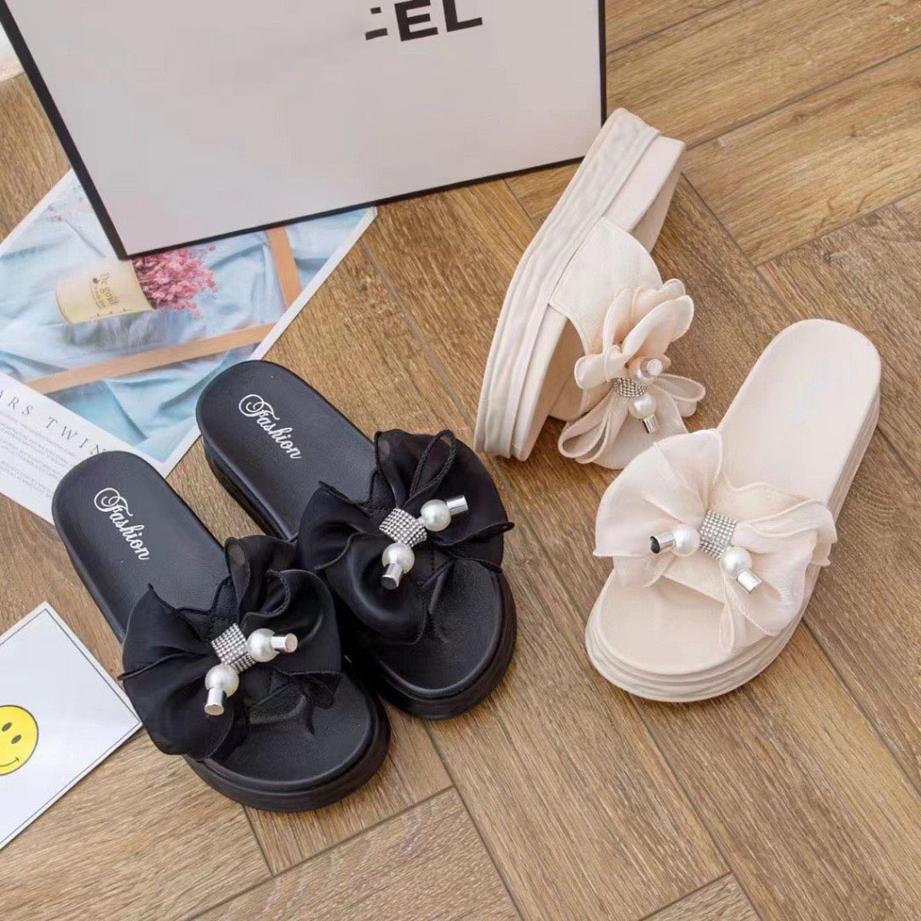 Dép bánh mì đế đúc thời trang Micone dép nữ quai ngang phối nơ đinh đá cực êm chân D203