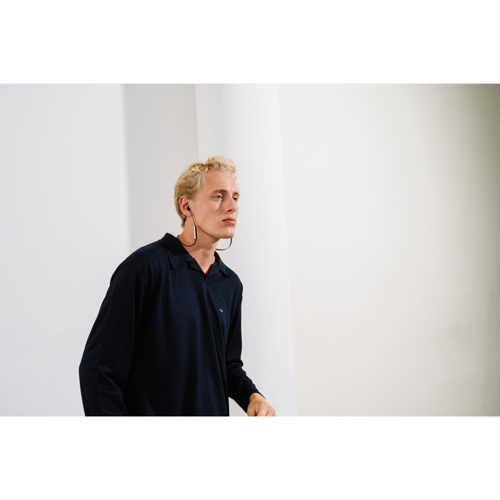 Tai nghe bluetooth Jays a Five màu Black/Gold