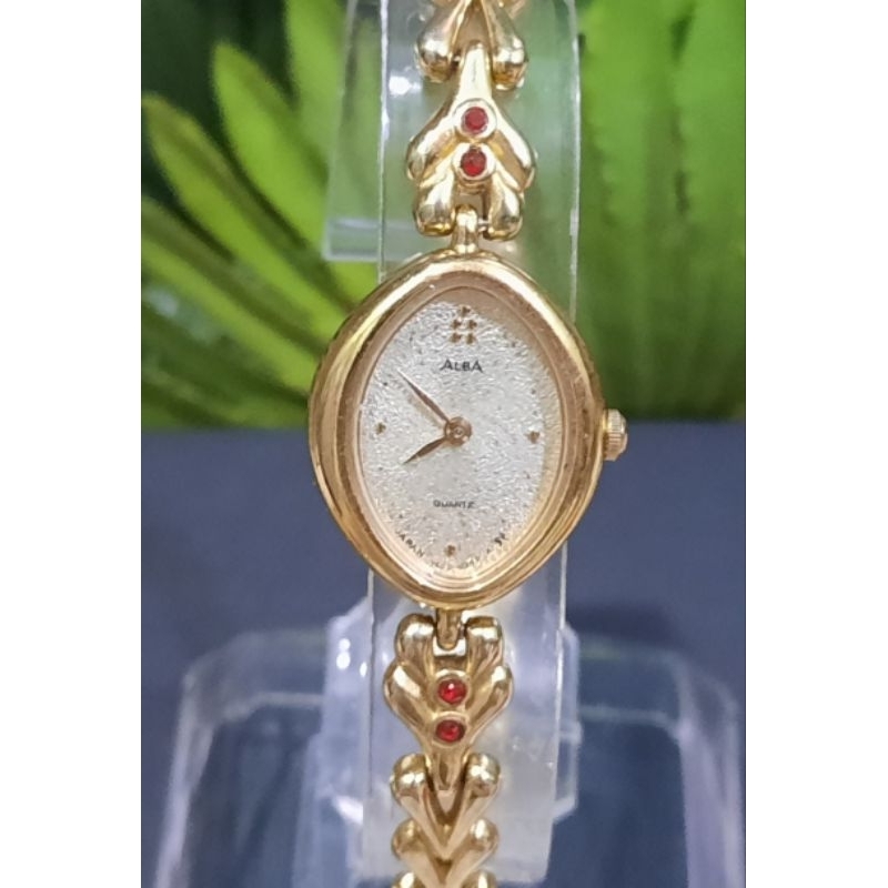 Đồng hồ nữ Alba máy nhật.
