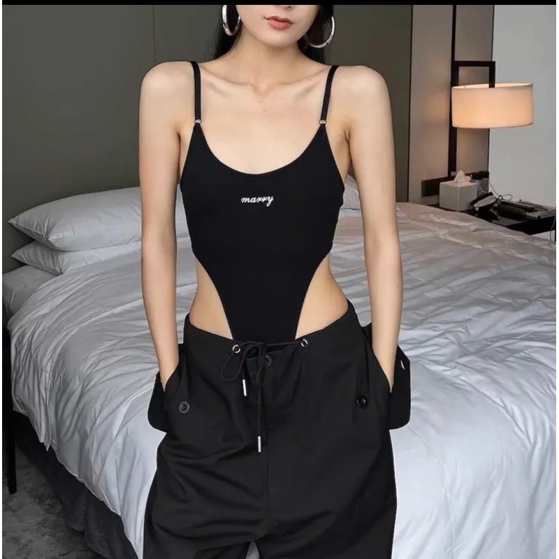 Áo Liền Quần Bodysuit Hai Dây Thêu Chữ Marry Kiểu Dáng Gợi Cảm