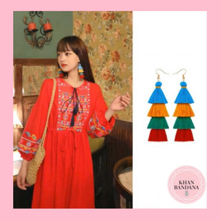 Hoa tai tua rua màu sắc chụp ảnh lookbook