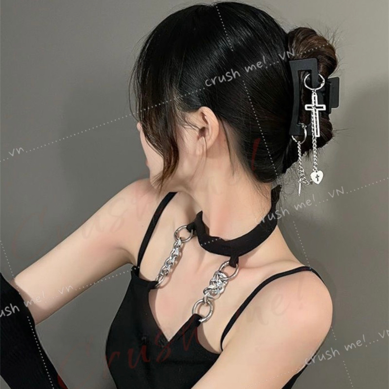 Crush me PK05 kẹp tóc cặp càng cua răng cua đẹp sang chảnh y2k punk goth gothic nhựa phụ kiện dây da lỗ xích chữ thập