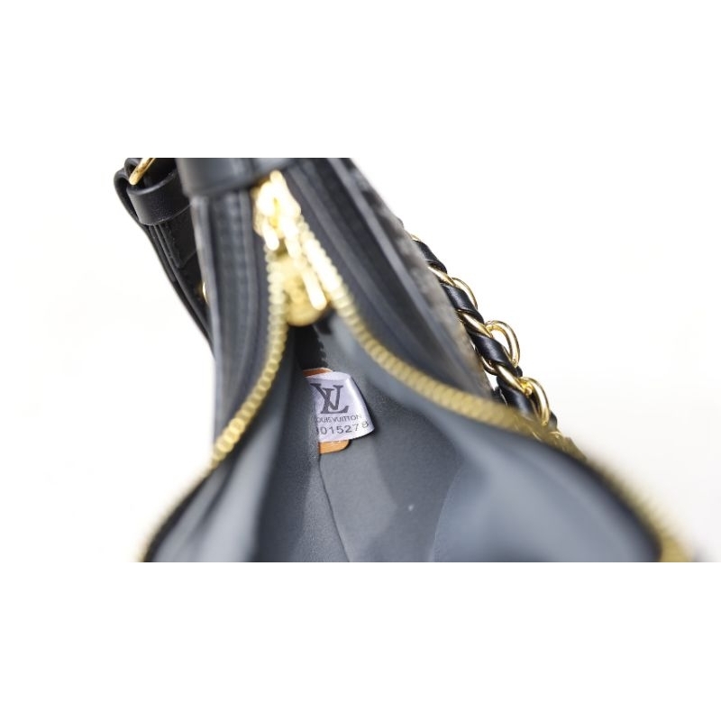 Túi xách nữ LV LOOP monogram sz22cm da thật kèm 2 quai cực xịn fullbox nam châm(ngoài đẹp hơn ảnh)