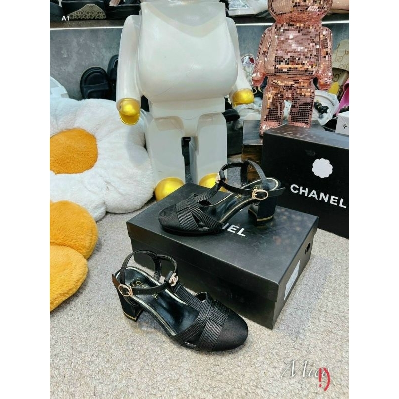 Sandal cao gót bít mũi Hà Hồ quai hậu gót trụ 5 phân oder 5 ngày