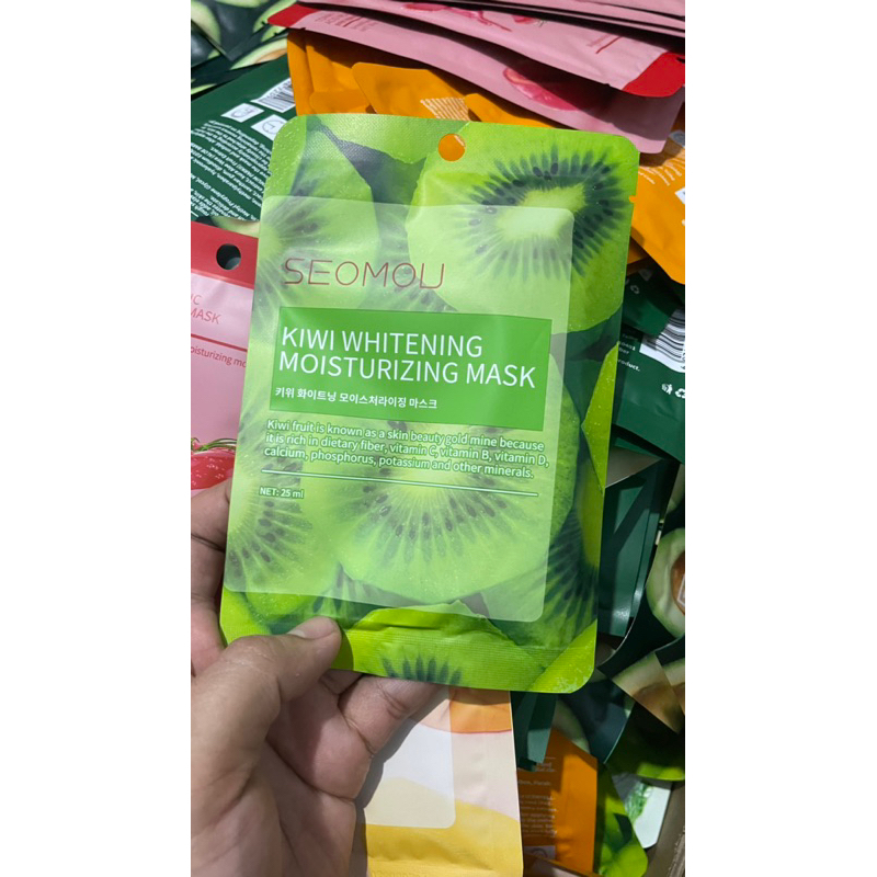 Mặt nạ dưỡng ẩm, trắng da, nâng cơ giao ngẫu nhiên combo 50 miếng