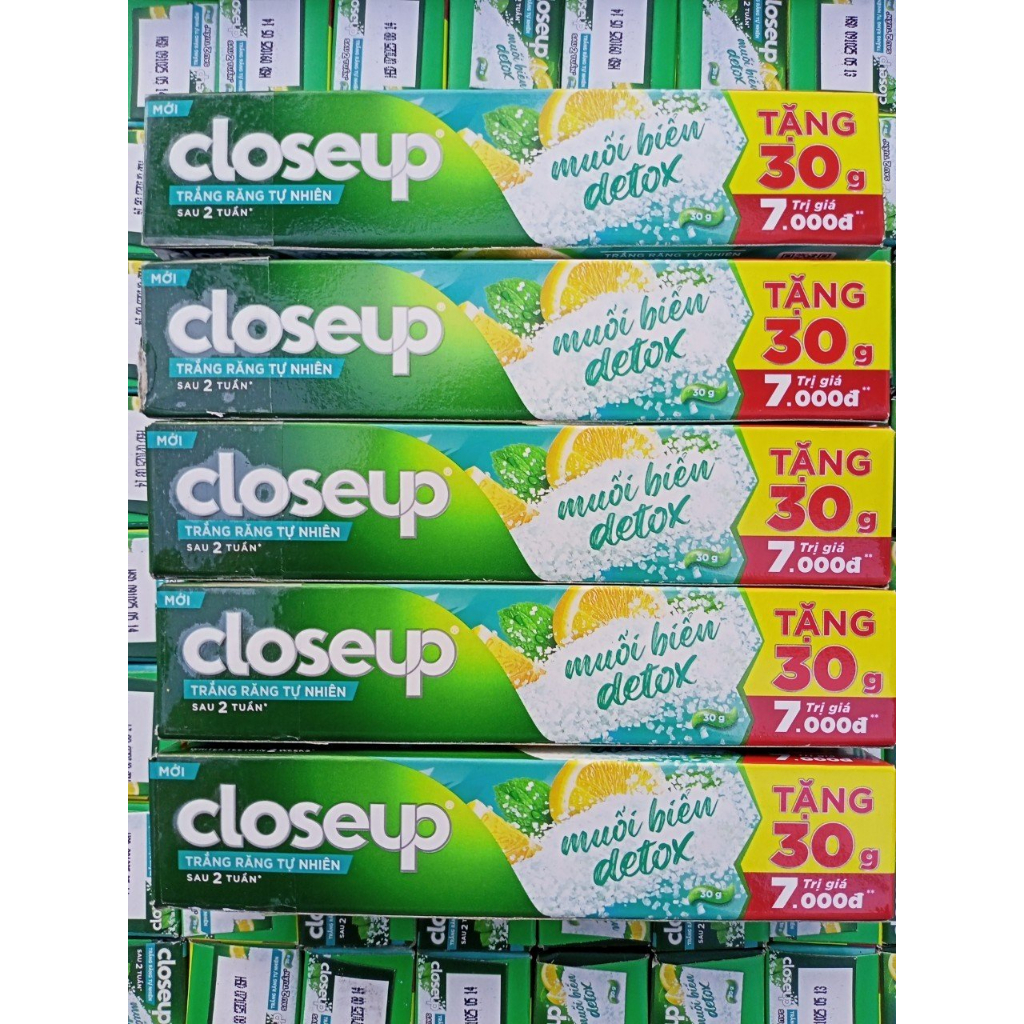 Hộp Móp 60g - Kem Đánh Răng Closup Muối Biển và Chanh 60g Hàng Tặng