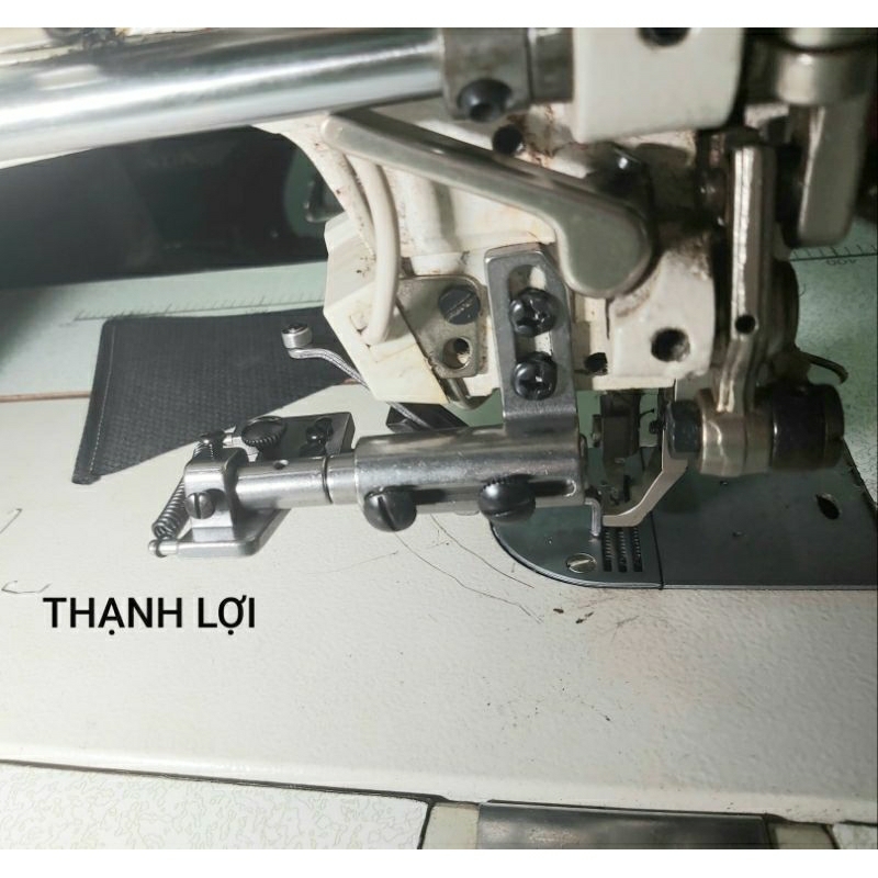 Cử Treo Canh Lề Máy Bước Máy Cào Bơi