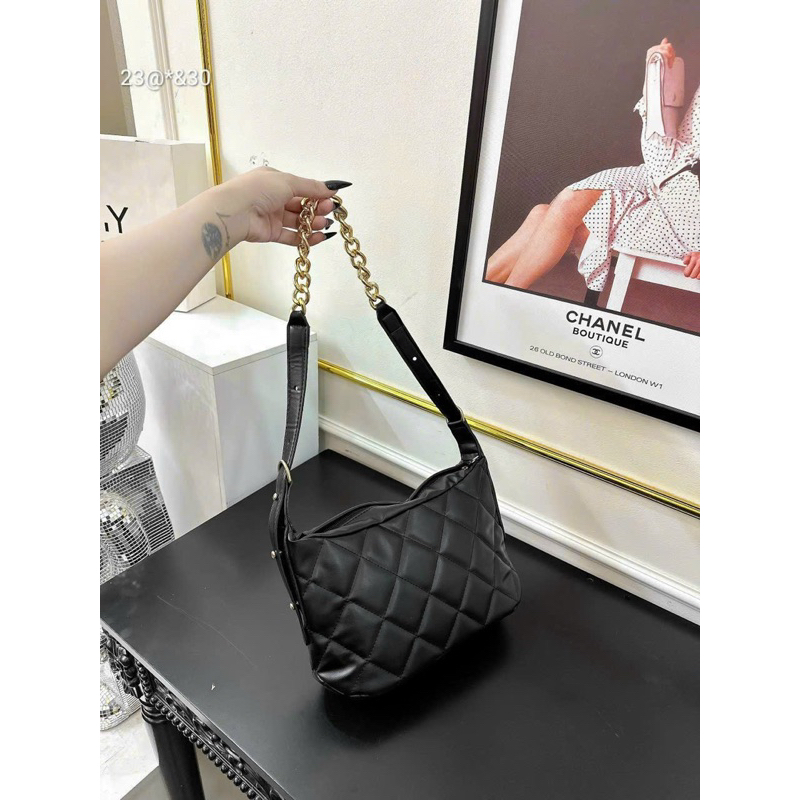 Túi xách nữ kẹp vai cá tính, thiết kế trẻ trung ngăn đựng rộng