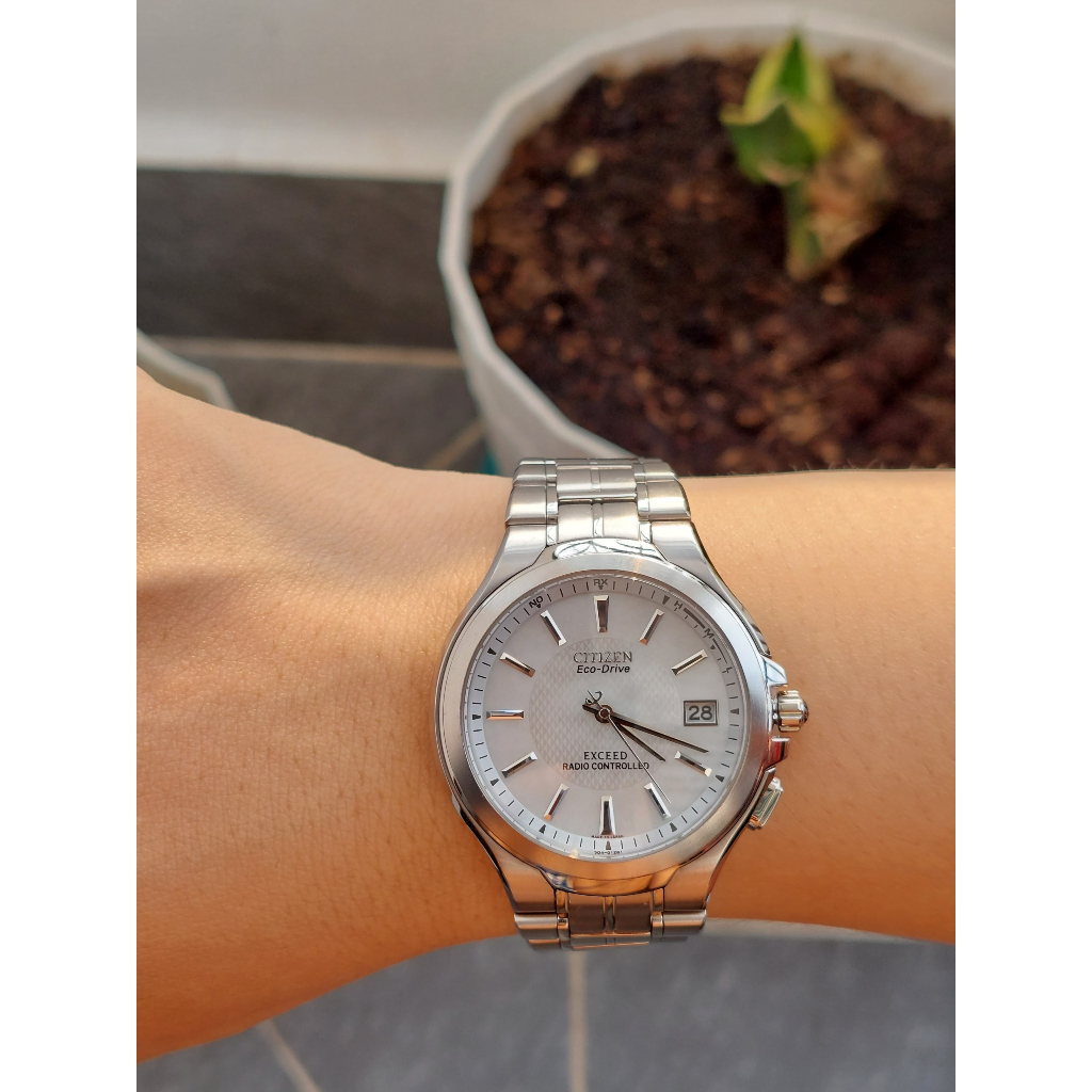 Đồng hồ nam Citizen Exceed eco drive Titanium chạy pin năng lượng hàng Si