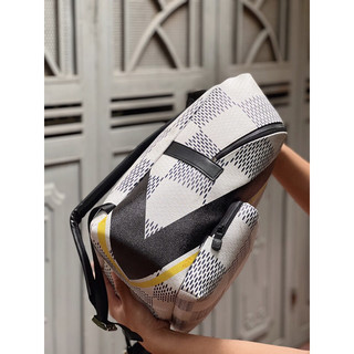 Balo LV DISCOVERY  size 37*40*20cm - Da canvas - Bản SUP