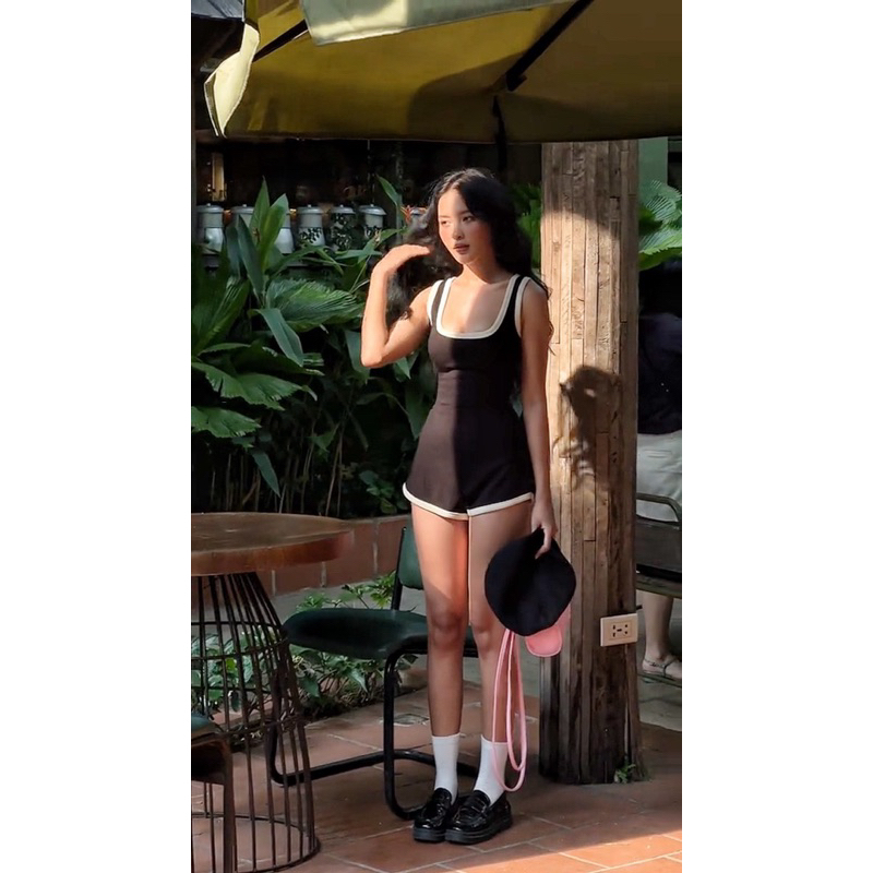 Jum đùi hai dây viền trắng cổ vuông chất tăm QC dày dặn hot hit jum Mai Phương Bùi