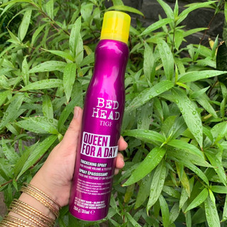 XỊT TẠO PHỒNG VÀ LÀM DÀY TÓC TIGI BEDHEAD QUEEN FOR A DAY 300ML