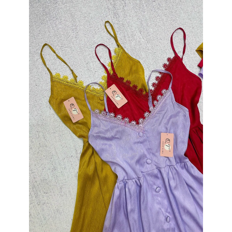Đầm ngủ 2 dây cúc bọc kèm quần