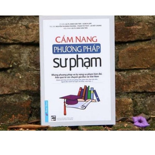 Sách - Cẩm nang phương pháp sư phạm (First News)
