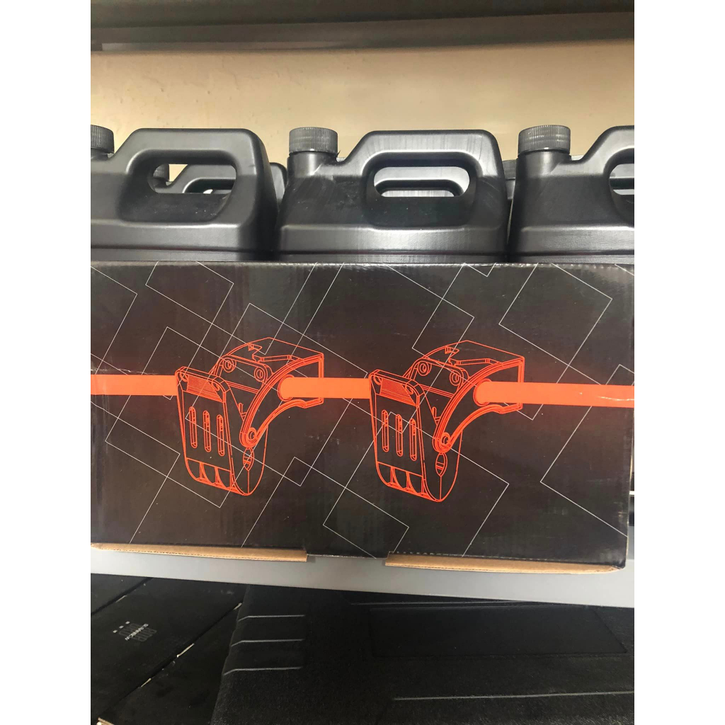 Bộ 4 kẹp treo thảm treo khăn lau oto SURAINBOW