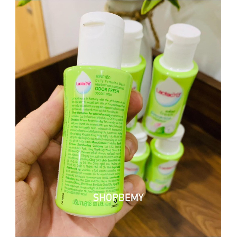 Dung Dịch Vệ Sinh Phụ Nữ Lactacyd Odor Fresh Trầu Không Chai 60ml