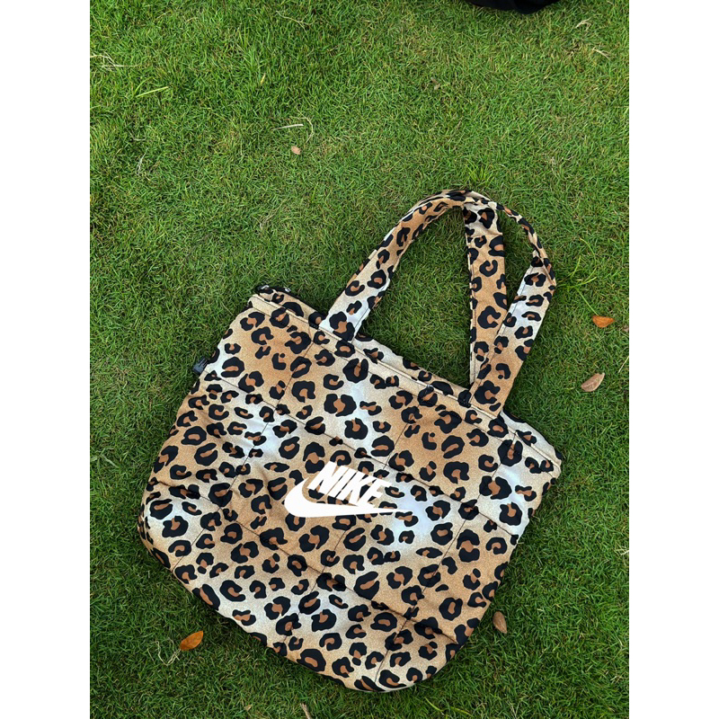 Túi Tote Phao Nike Custom Local Brand