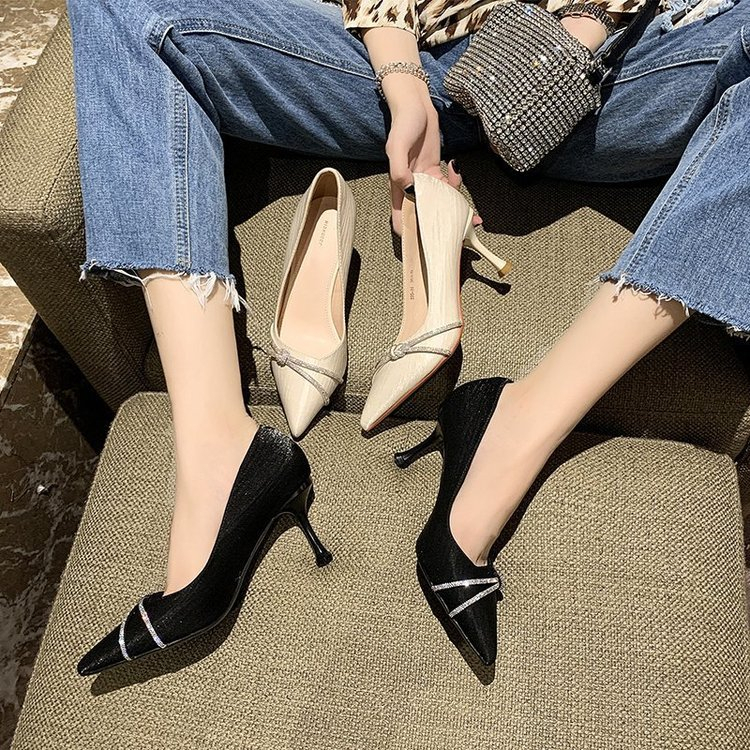 Giày Cao Gót Nữ Mũi Bít Gót Nhọn 6Cm, Thiết Kế Thanh Lịch Cho Nữ - EDZ16