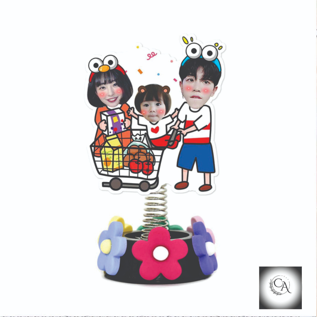 Standee lò xo lắc lư gia đình in theo yêu cầu đáng yêu trong suốt đế dính trang trí in theo yêu cầu
