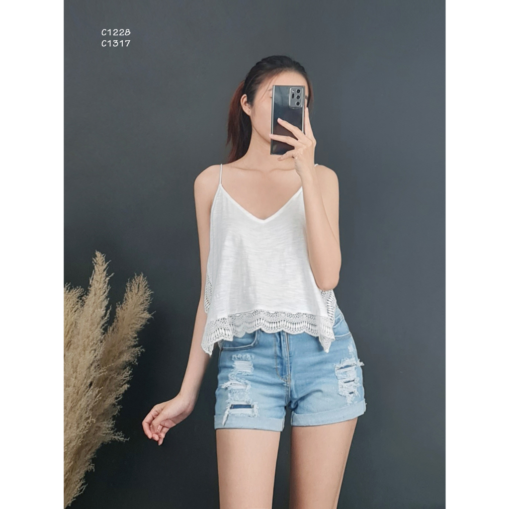 C1317 - Áo 2 dây croptop F21 cột nơ phối ren xẻ lai