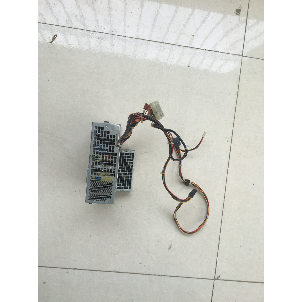 Nguồn máy tính đồng bộ HP 240W - Mode: PC6019 tương thích  HP5800 - HP5850 - HP7900, nguồn cũ đã sử dụng .