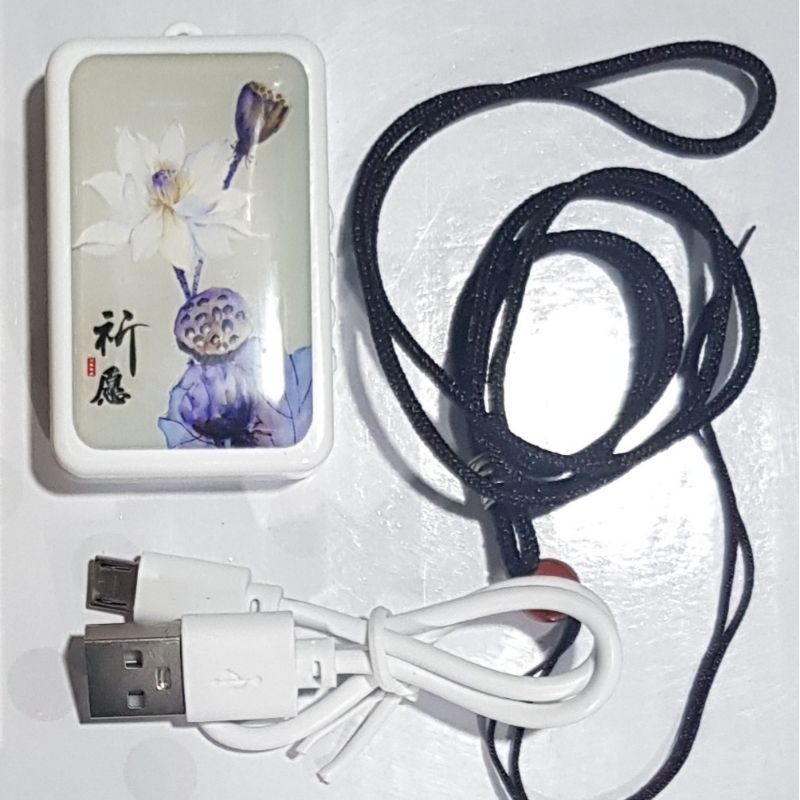 Máy niệm phật 51 bài kinh có thêm khe cắm thẻ nhớ và tai nghe