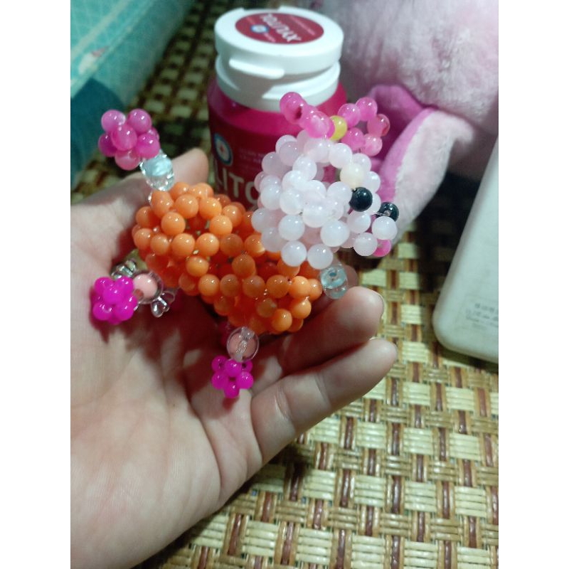 Quà tặng móc khoá hình thú handmade bằng hạt cườm