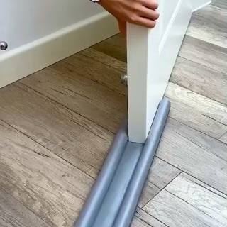 Miếng xốp lót thanh nẹp xốp chặn khe cửa cách âm giảm nhiệt giảm tiếng ồn