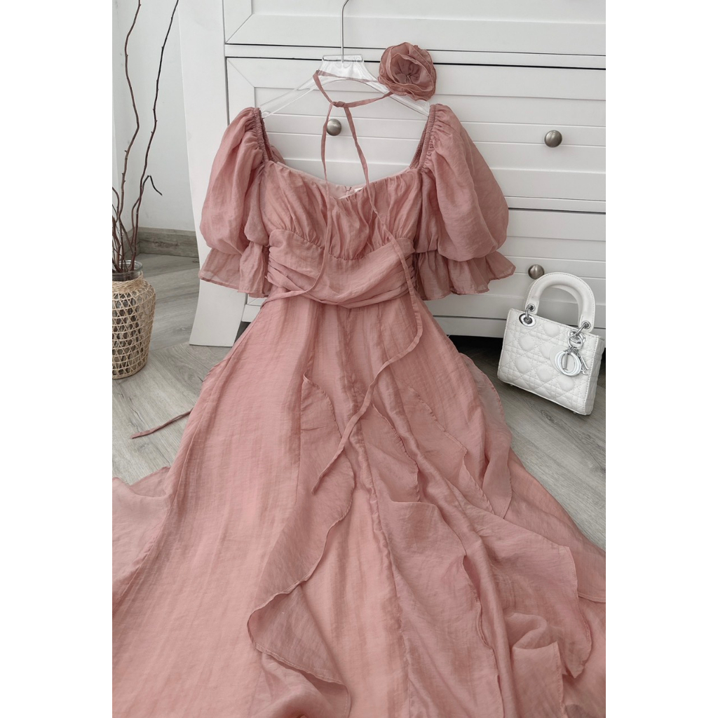 ĐẦM MIDI CÚP NGỰC MẶC ĐƯỢC 2 KIỂU VAI TAY PHỒNG BÈO TUA RUA (KÈM CHOKER HOA0