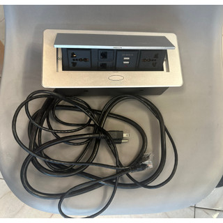 Ổ CẮM ÂM BÀN TBS1 MPE