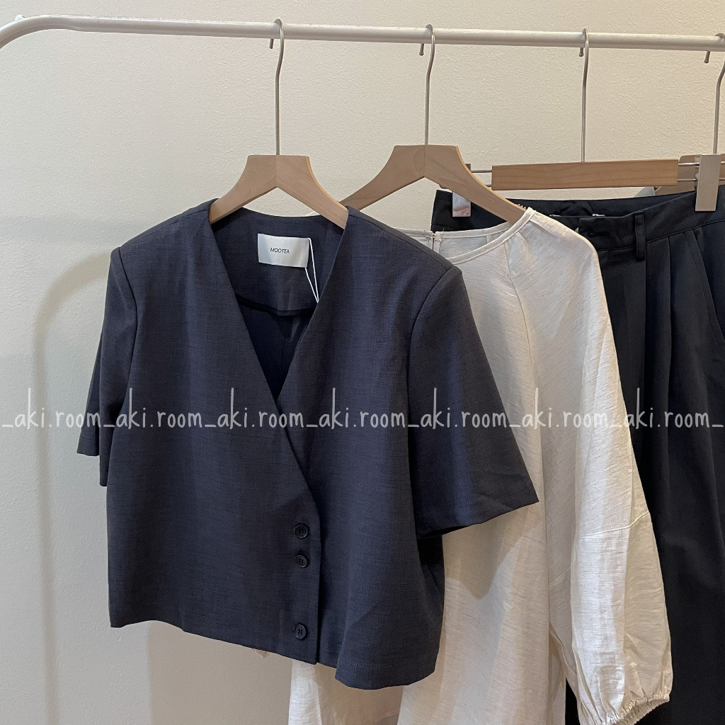 Áo blazer thô đũi cổ V vạt chéo cài ba khuy lệch (có đệm vai) 55211