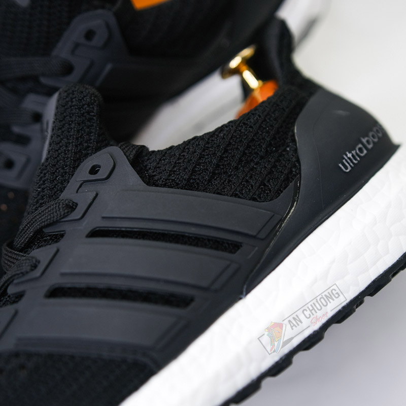 Giày Sneaker Ultraboost 4.0 Đen Hình Thật - Hàng Chuẩn