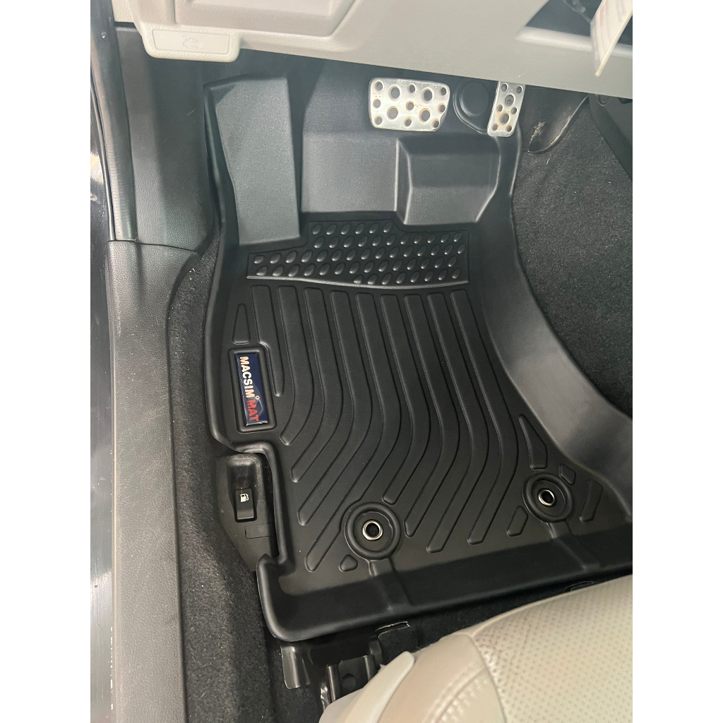 Thảm lót sàn xe ô tô Subaru Forester 2013- 2018 Nhãn hiệu Macsim chất liệu nhựa TPE màu đen hàng loại 2