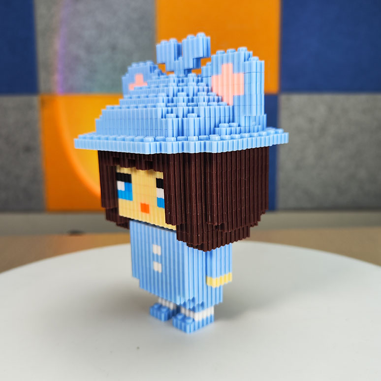 Bộ Lắp Ráp Mô Hình Simmy Baby và Gấu tuyết Chất Liệu Nhựa ABS Cao 15CM