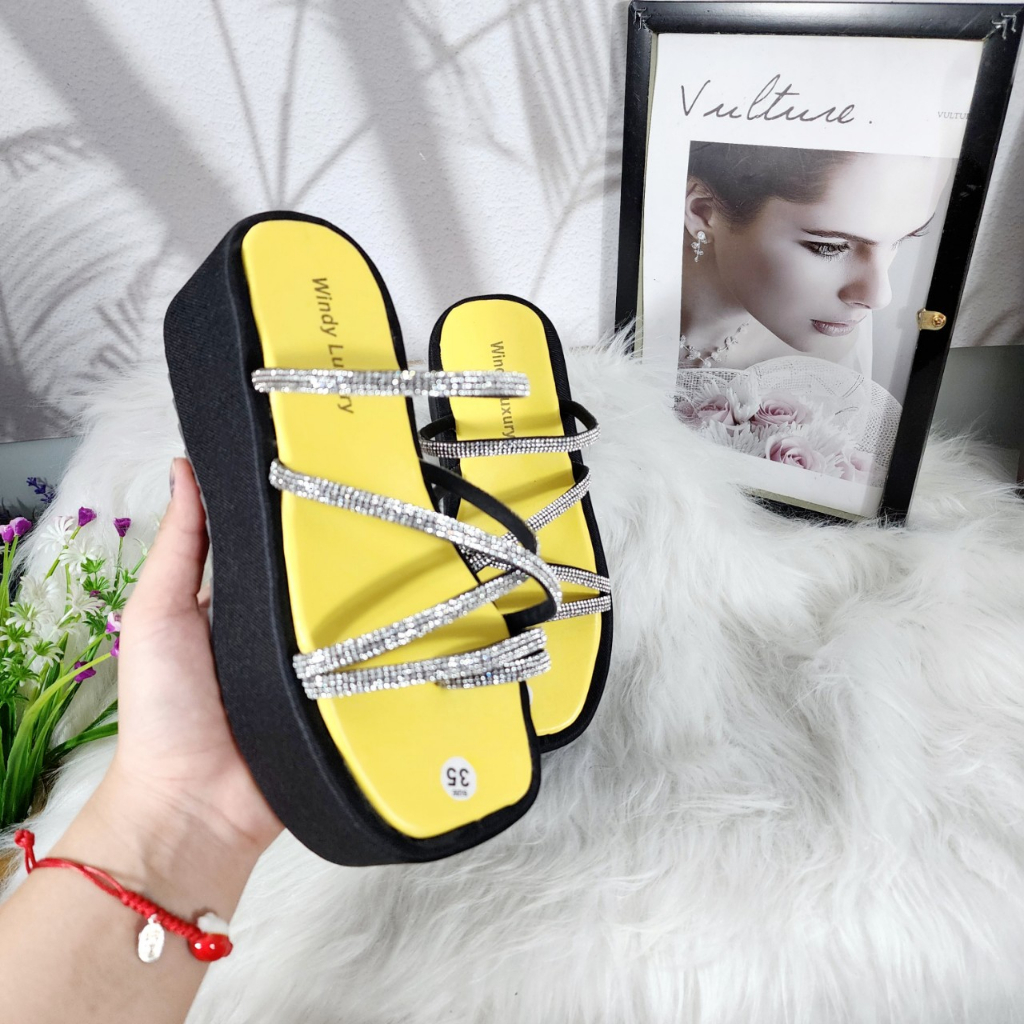 Dép Bánh Mì Dây Đính Đá Mẫu Mới Cực Xinh N33 d.BM_daysoan