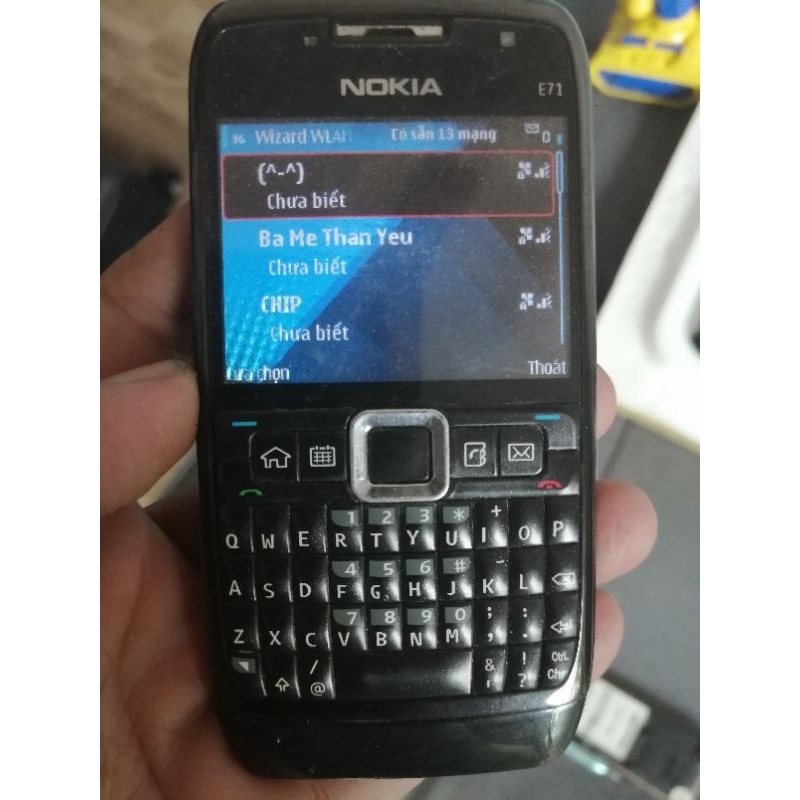 Điện thoại cổ Nokia E71 đã qua sử dụng