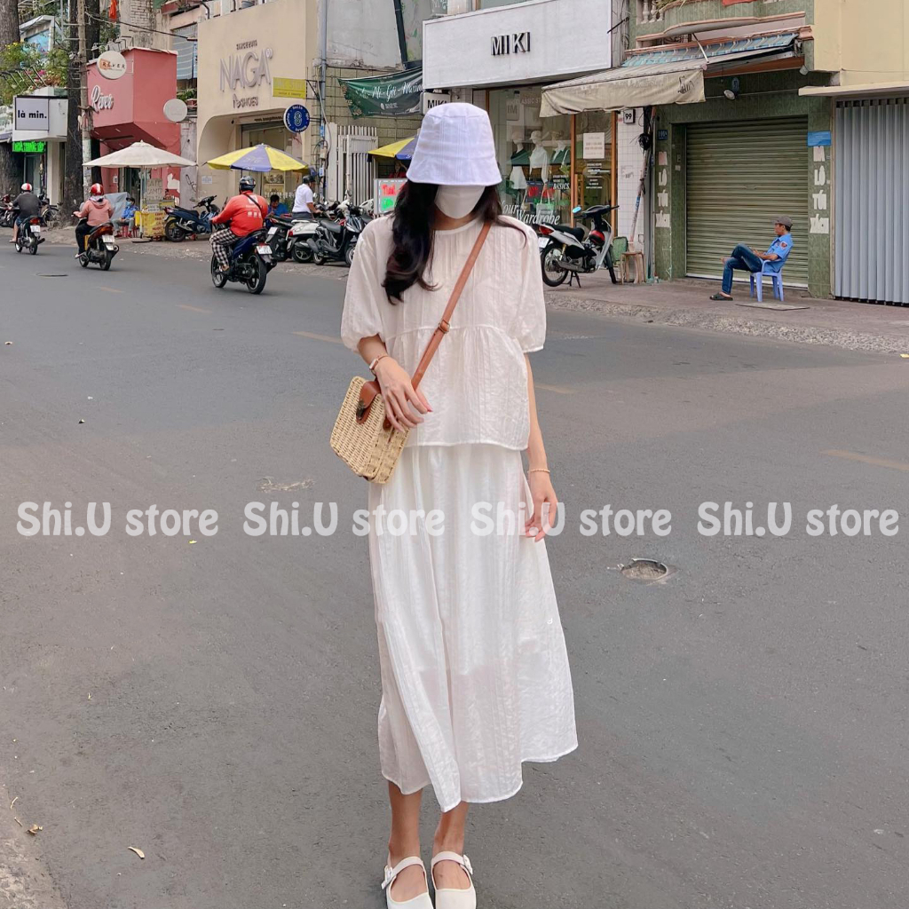 Set áo babydoll tay bồng cổ tròn mix kèm chân váy 2 lớp dáng dài midi xinh xắn