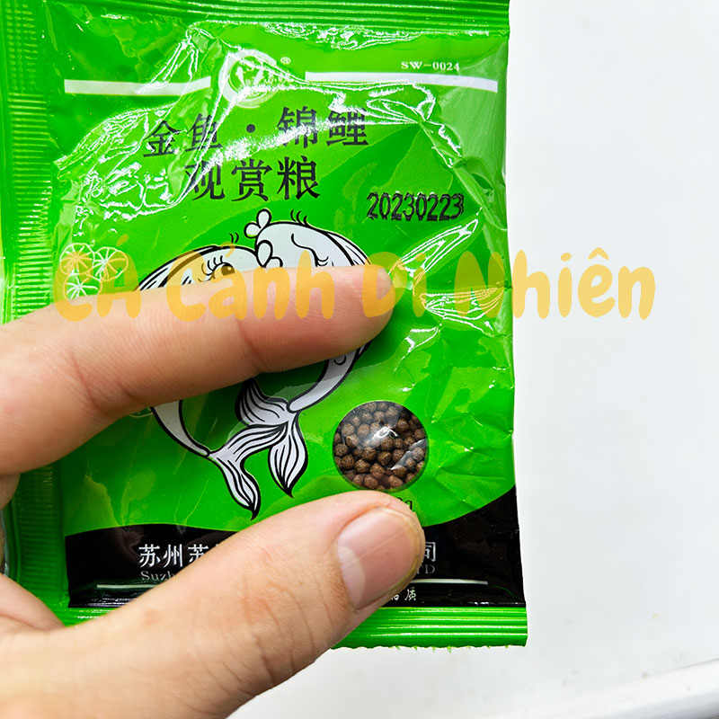 Thức ăn cho cá vàng dạng hạt 2mm gói XANH LÁ 10 gram - Cám cá cảnh