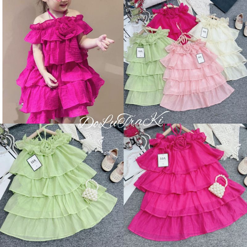 Váy (8_35kg) cổ yếm trễ vai tết bông hoa đính nổi xinh xuất sắc cho bé gái (hàng shop xịn)