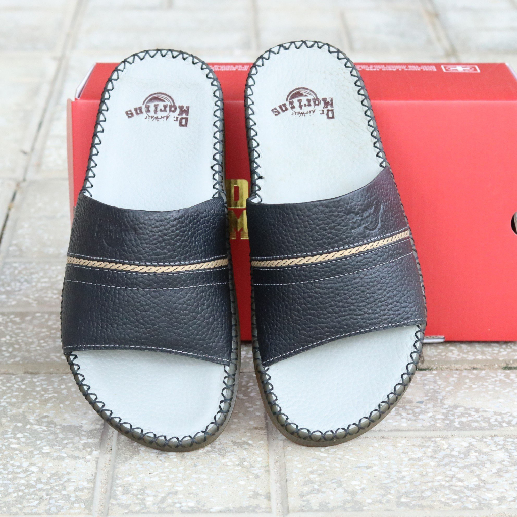 Dép Dr.Martens Quai Ngang Da Bò Nhập Khẩu - HàngCao Cấp 2023 -DR01