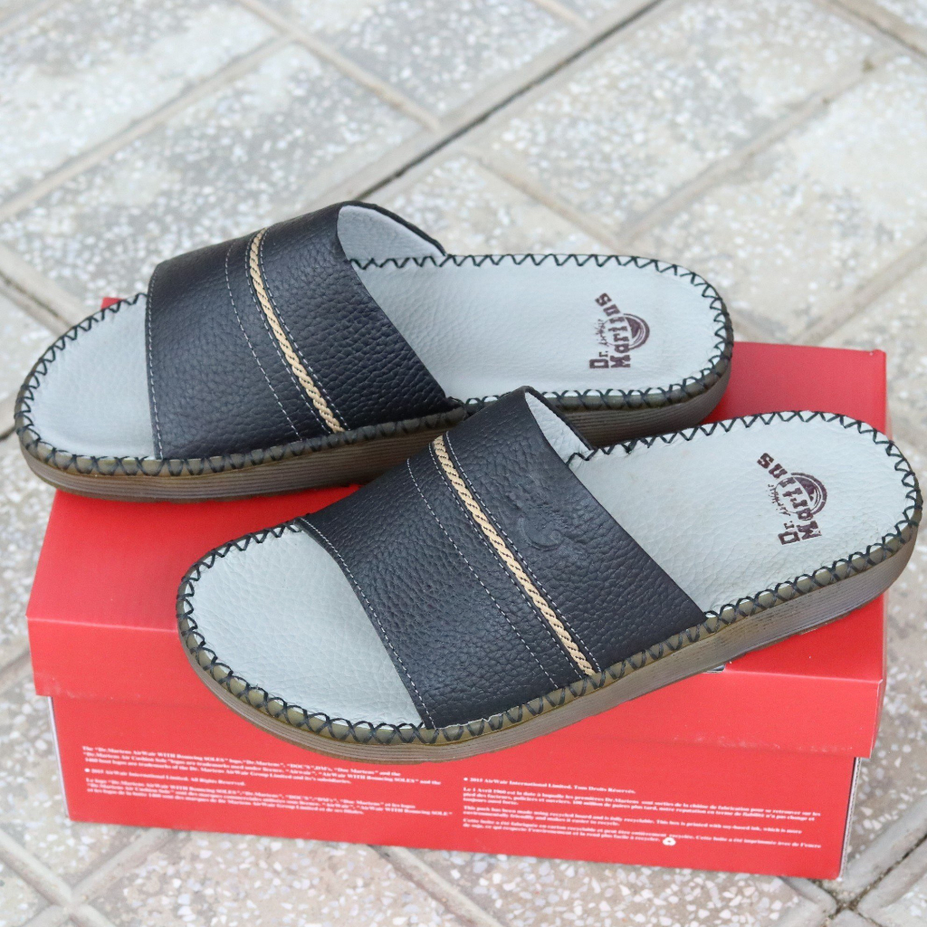 Dép Dr.Martens Quai Ngang Da Bò Nhập Khẩu - HàngCao Cấp 2023 -DR01