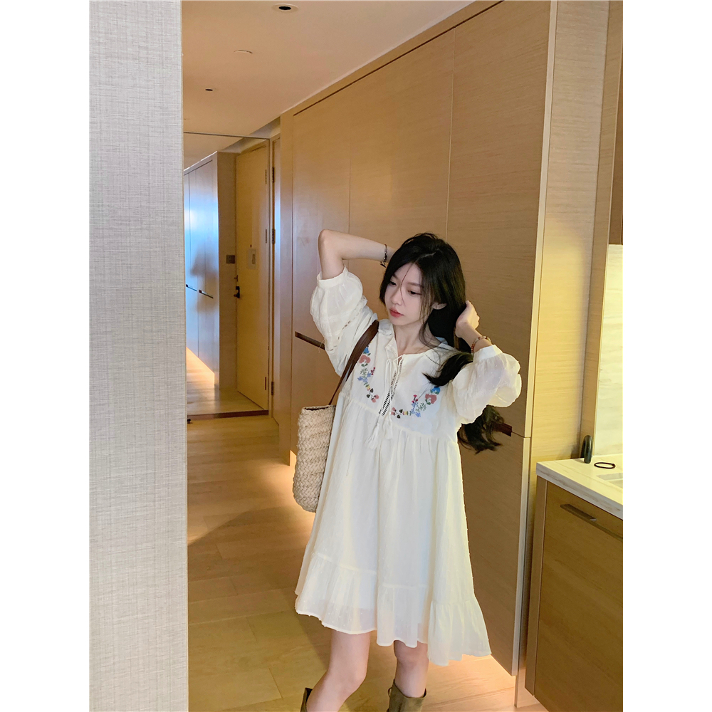Đầm babydoll nữ màu be tiểu thư