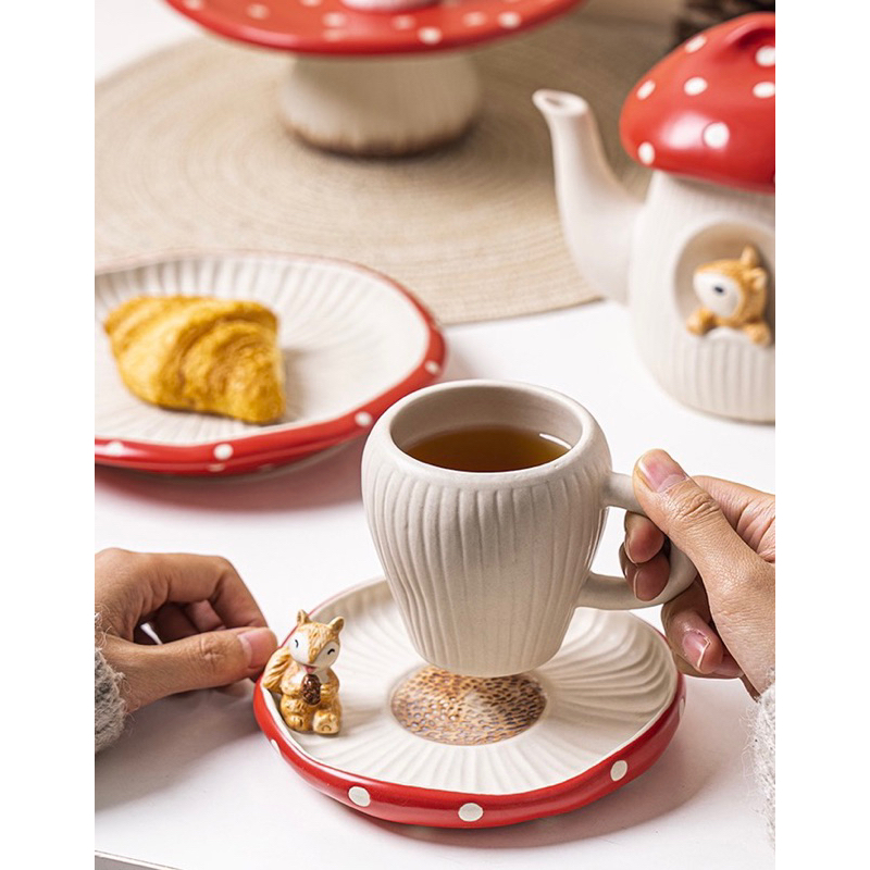 Set tách đĩa ấm trà gốm hoạ tiết nấm sóc 🍄🐿